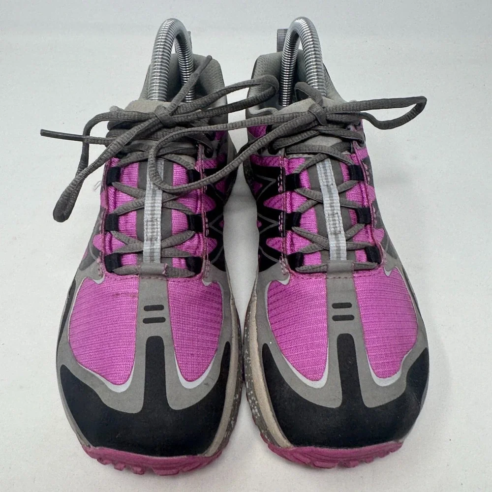 Topo Athletic Running Trail Shoes Berry Black Purple Women's Size‎ 7